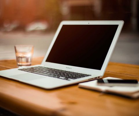 macbook-air-all-faded-and-stuff